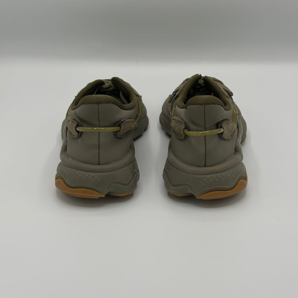 ADIDAS OZWEEGO