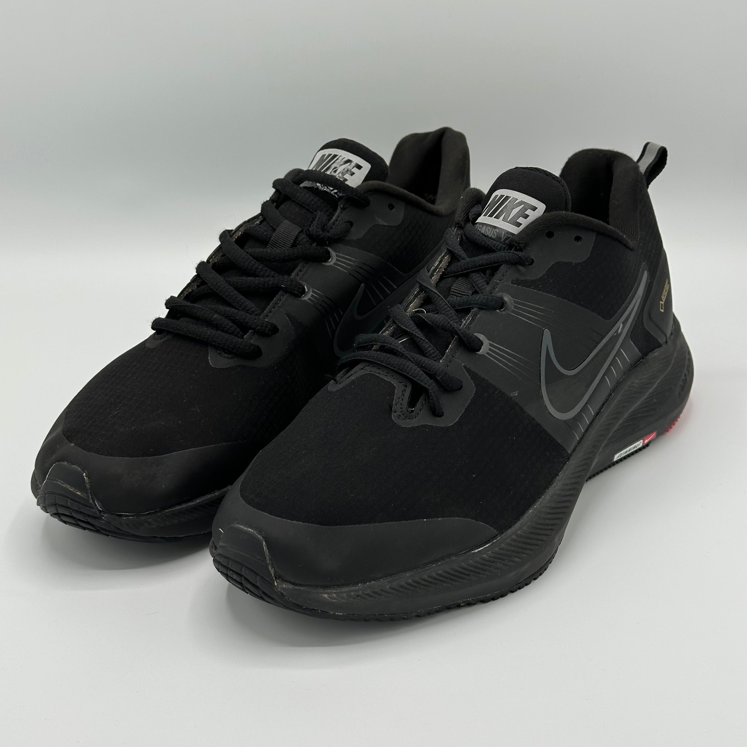 NIKE AIR ZOOM PEGASUS SHIELD